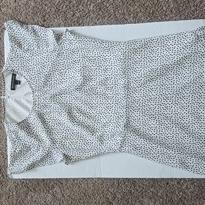 Banana Republic brand women's white dress with black dots. Size 4